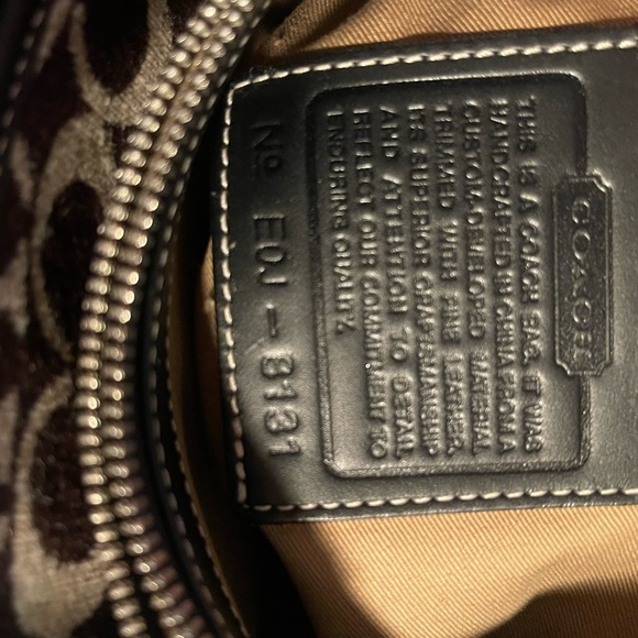 Coach Brown and Cream Shoulder Bag - Picture 11 of 16